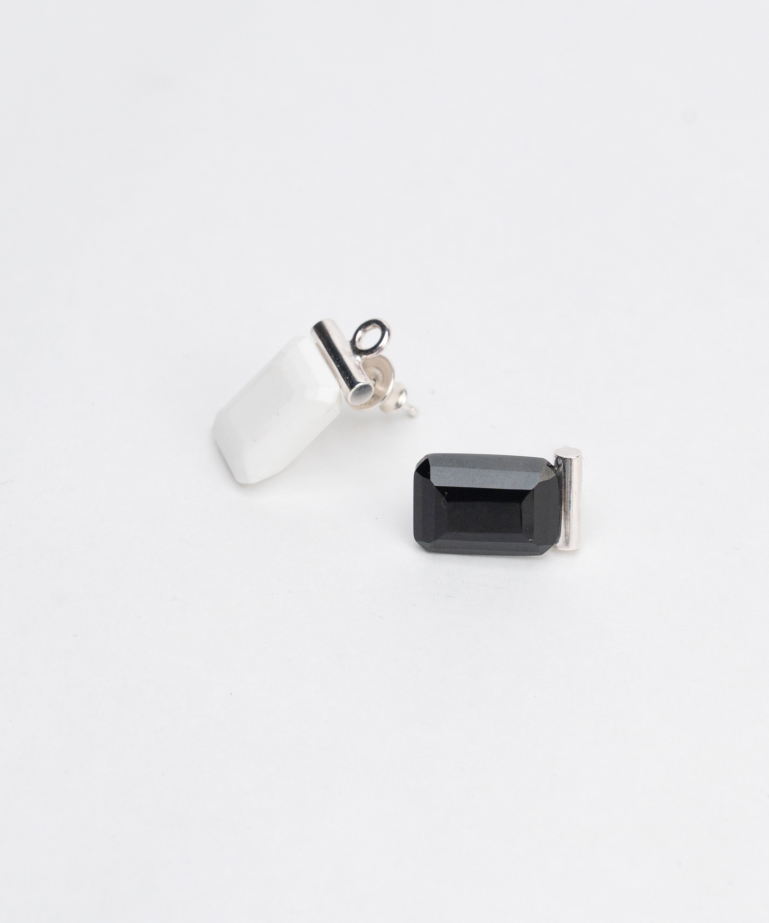 Large square stone pierce SV-925| HERGO