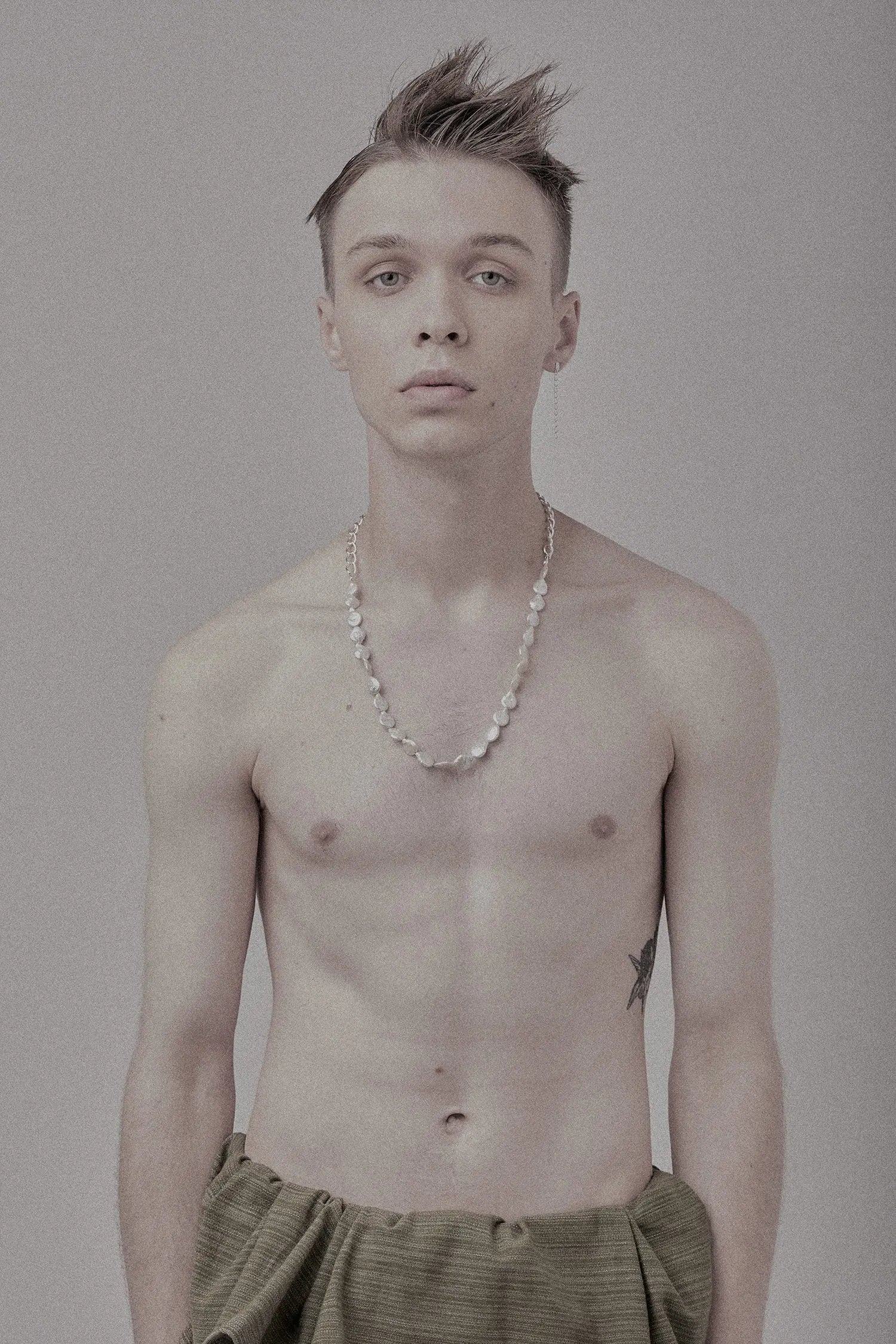 Coin Baroque Pearl Long Necklace | HERGO