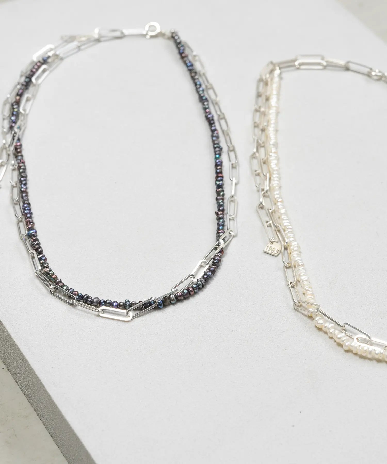 Flat Chain Baby Pearl Necklace SV-925 | HERGO