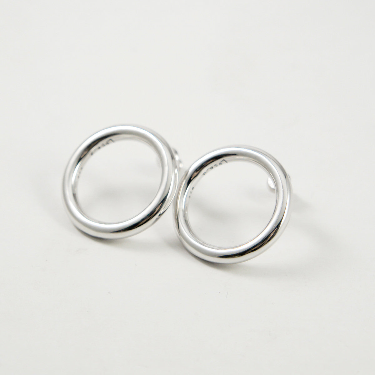 Hoop ring pierce | Losau
