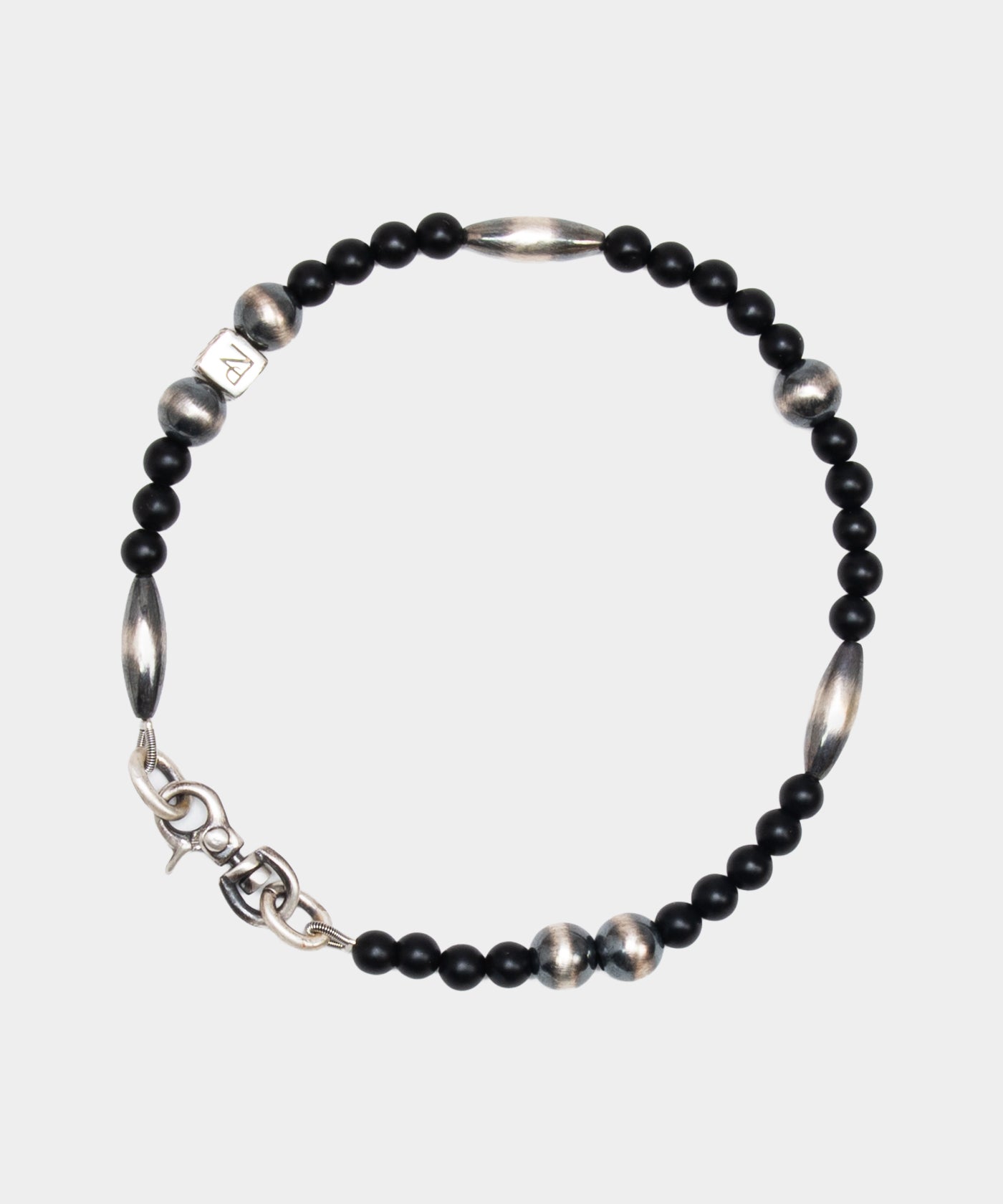 Onyx & Navajo pearl Bracelet | NARRATIVEPLATOON