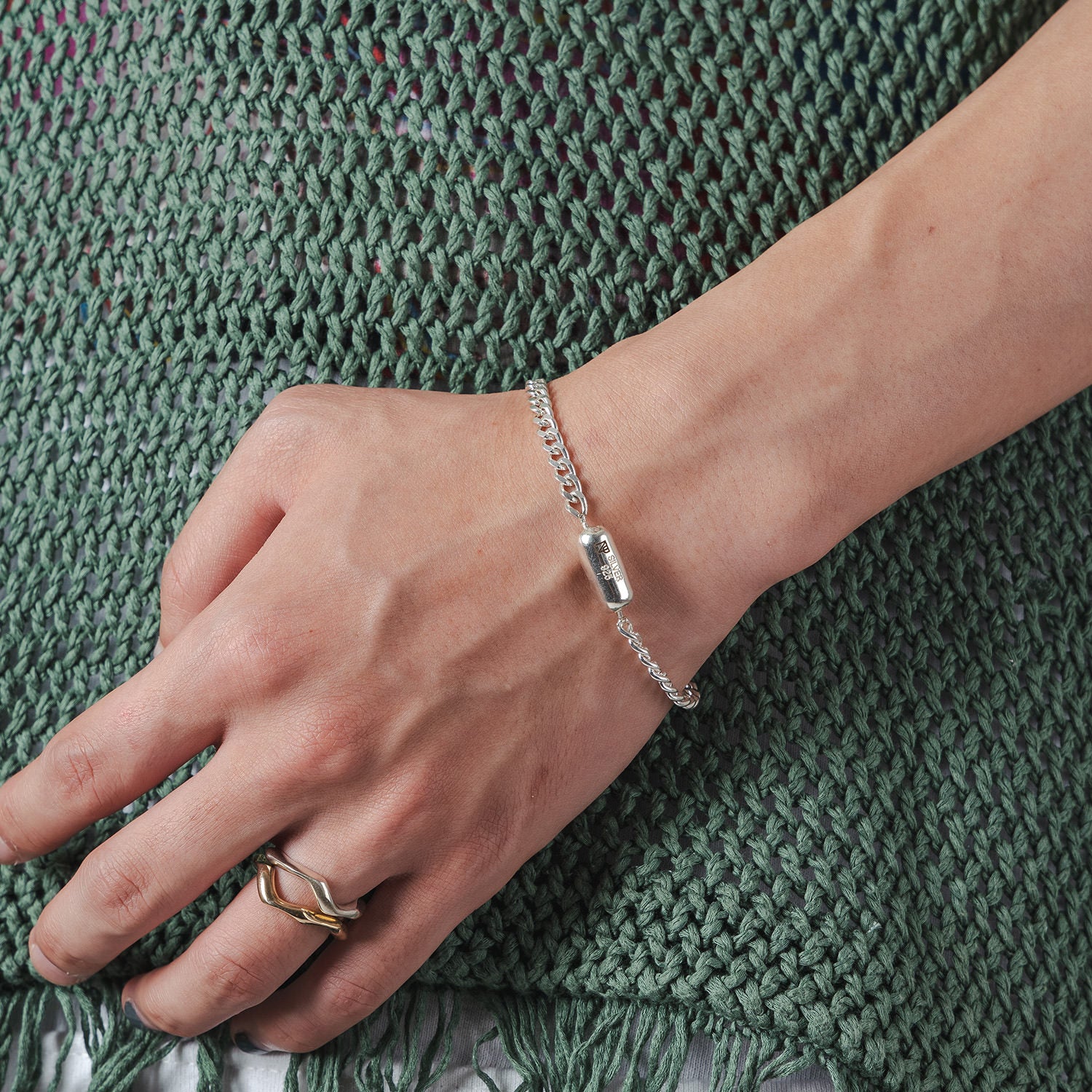 weird KIHEI cahin bracelet | NARRATIVEPLATOON