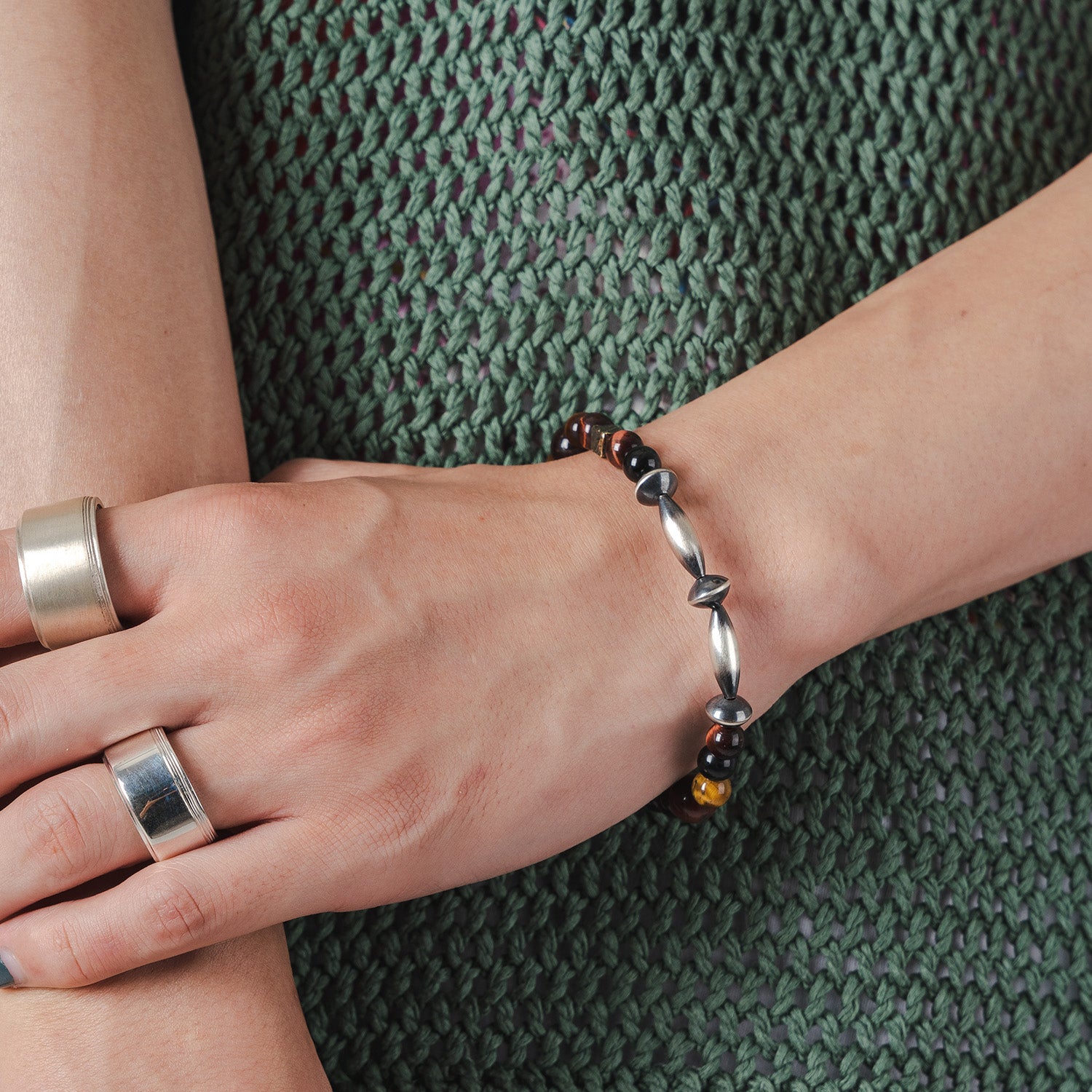 Navajo Tiger Eye bracelet | NARRATIVEPLATOON