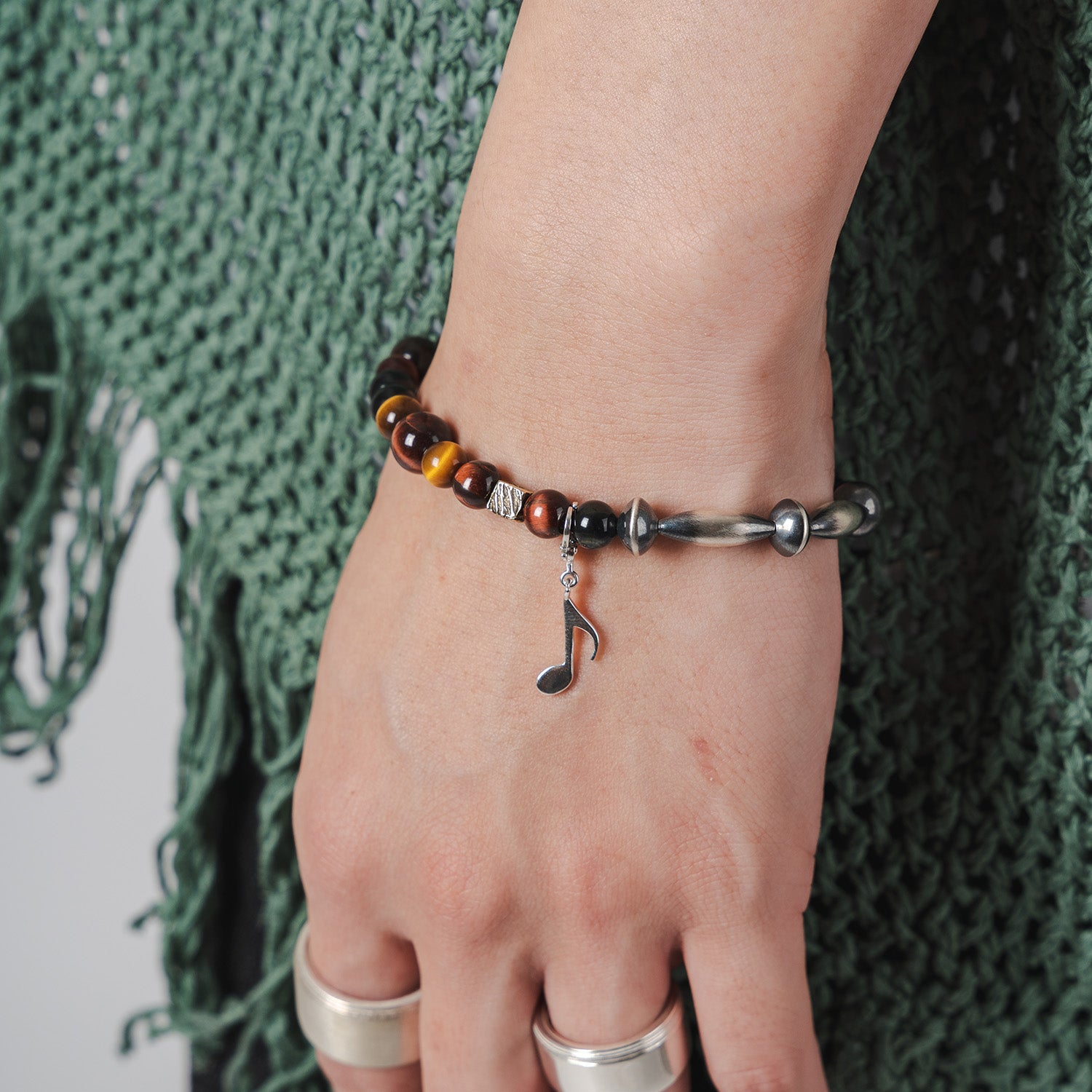 Navajo Tiger Eye bracelet | NARRATIVEPLATOON