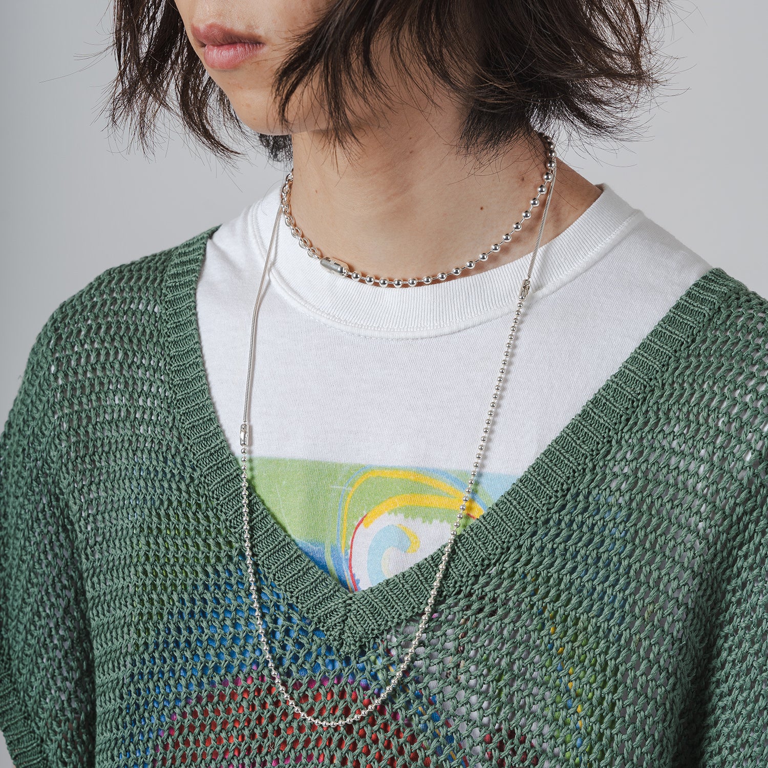 weird connected choker CHAIN | NARRATIVEPLATOON
