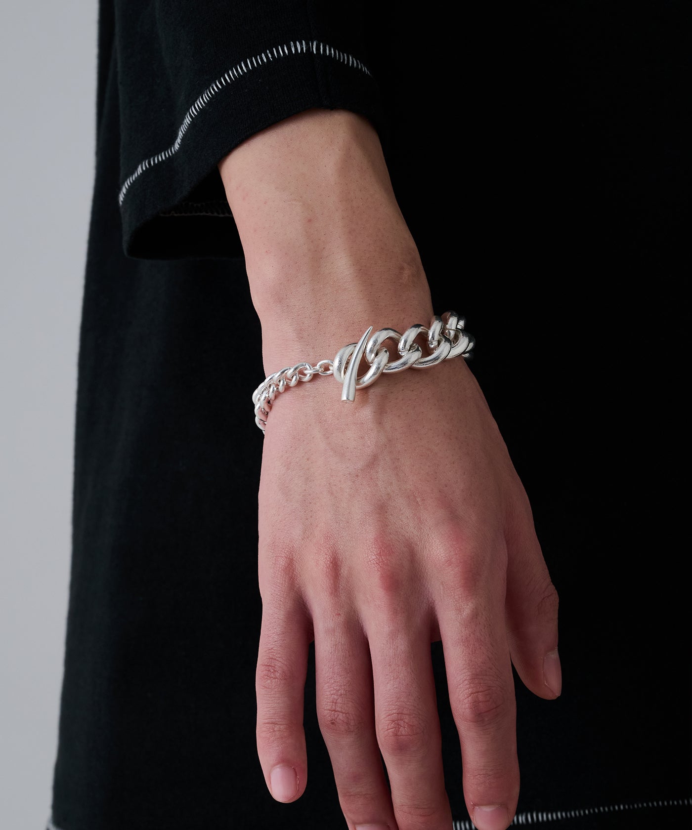 VOLUME BRACELET GIGA | NARRATIVEPLATOON