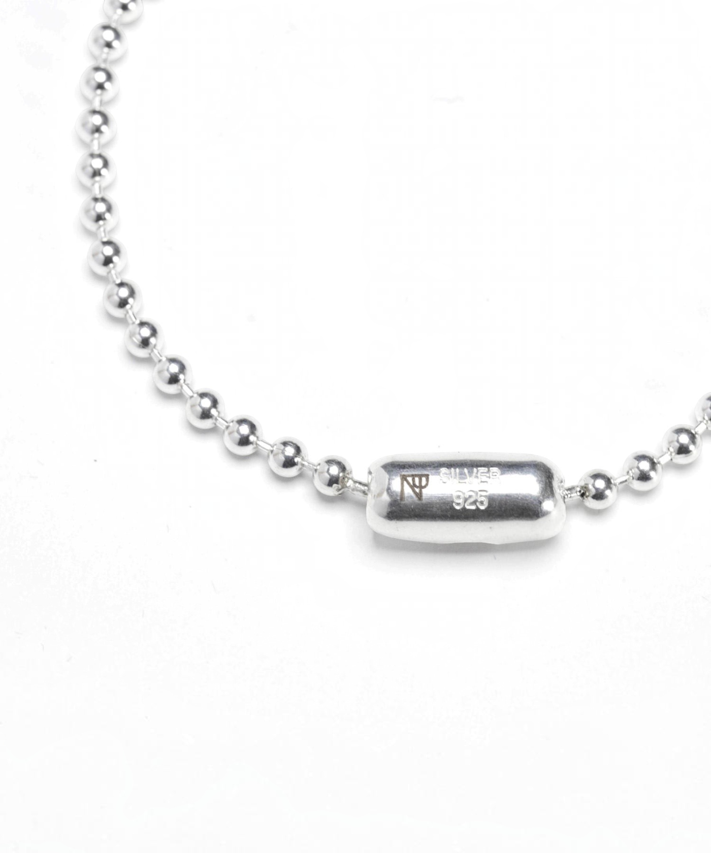ROLE STOREのsilver-925製ボールチェーンブレスレット。留め具に刻印が入ったユニークなデザインのシルバーアクセサリー。