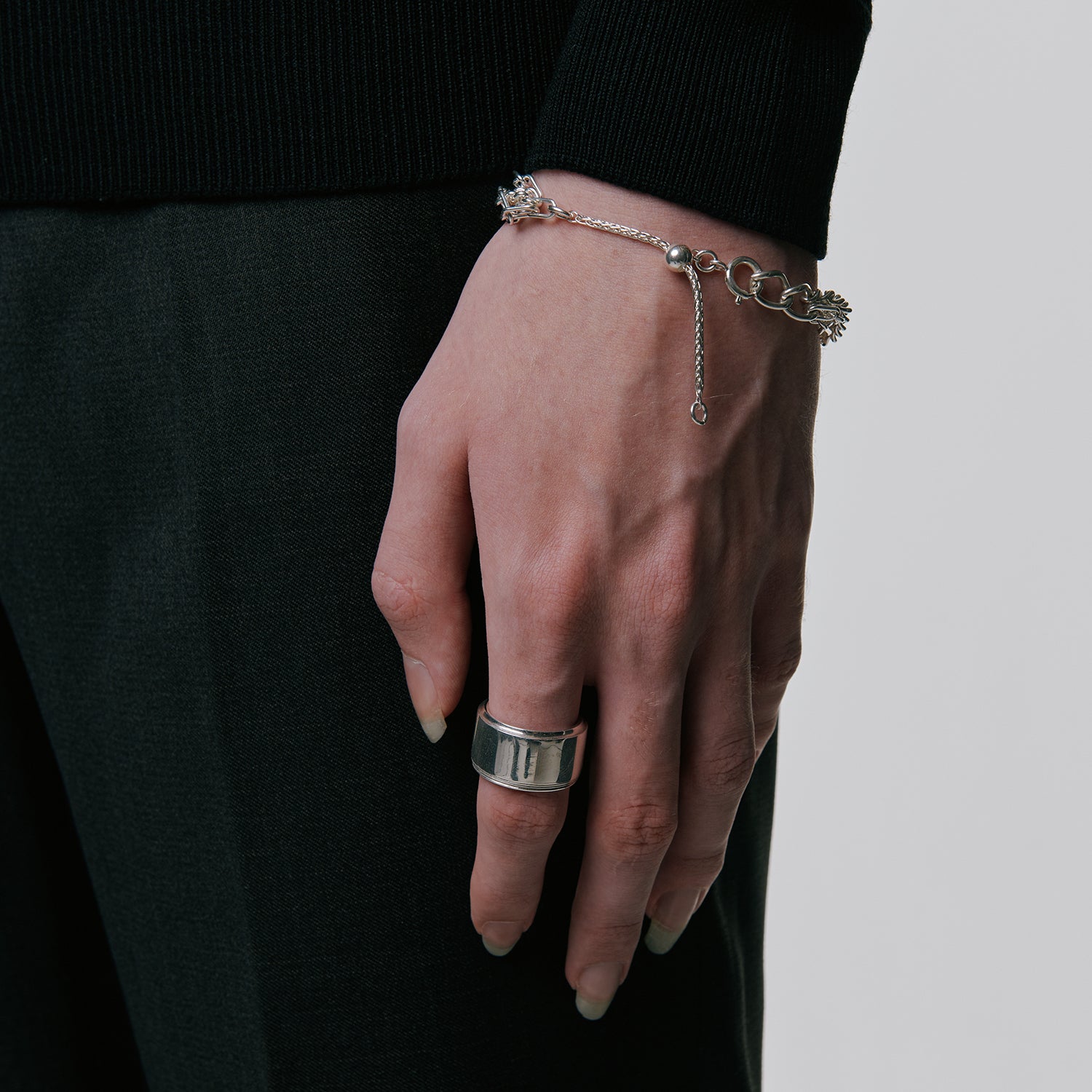 AKI-CAN RING | NARRATIVEPLATOON