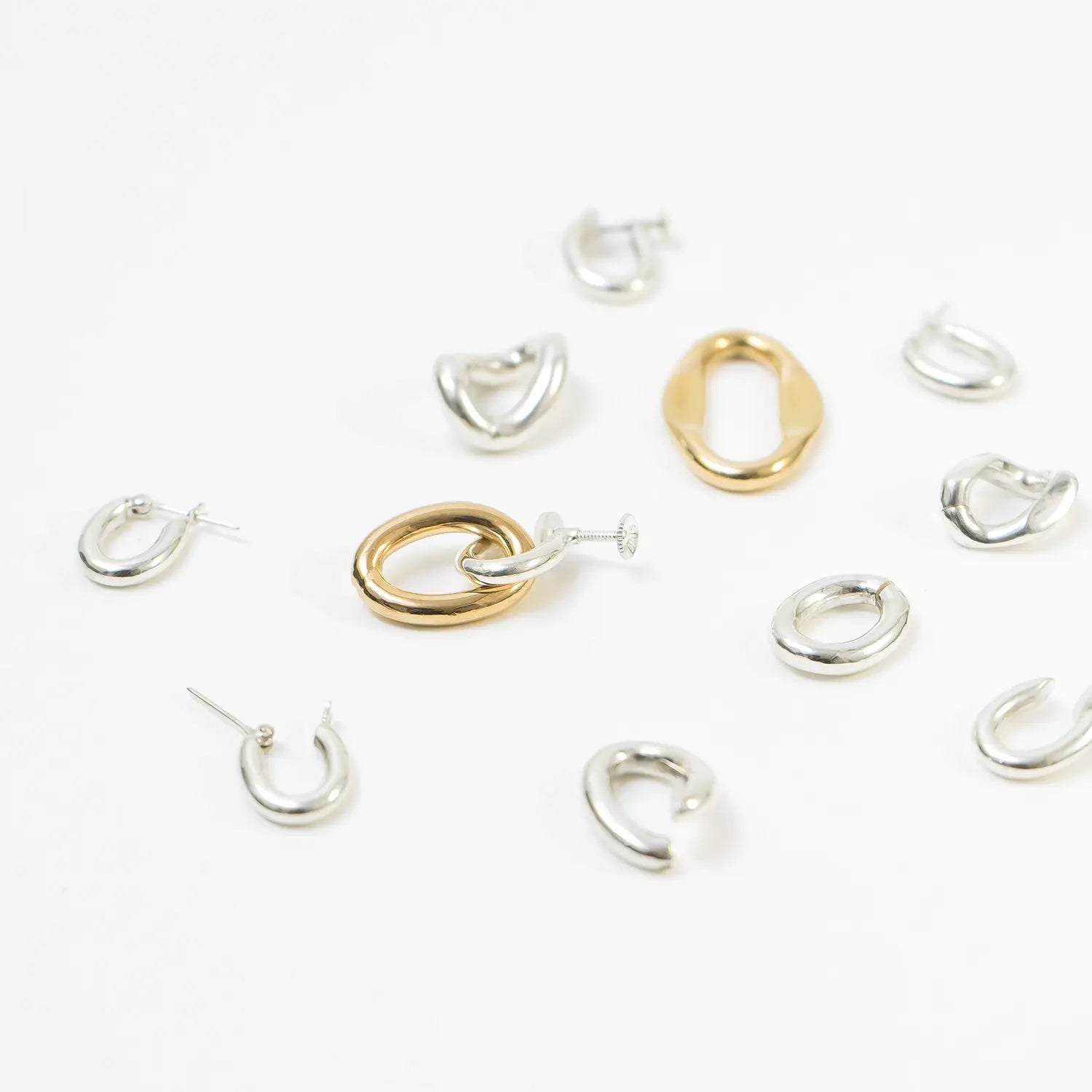 LARGE Objet Earring | NARRATIVEPLATOON