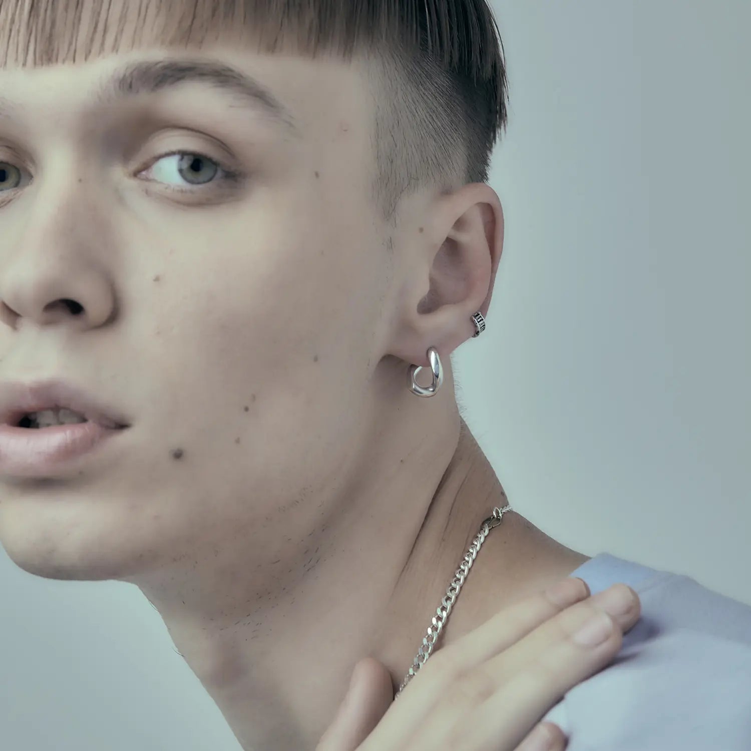 Flat link pierce | NARRATIVEPLATOON
