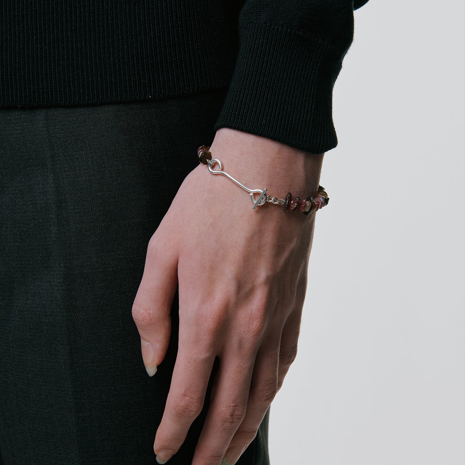 BASE BRACELET -BEADS RED- | NARRATIVEPLATOON