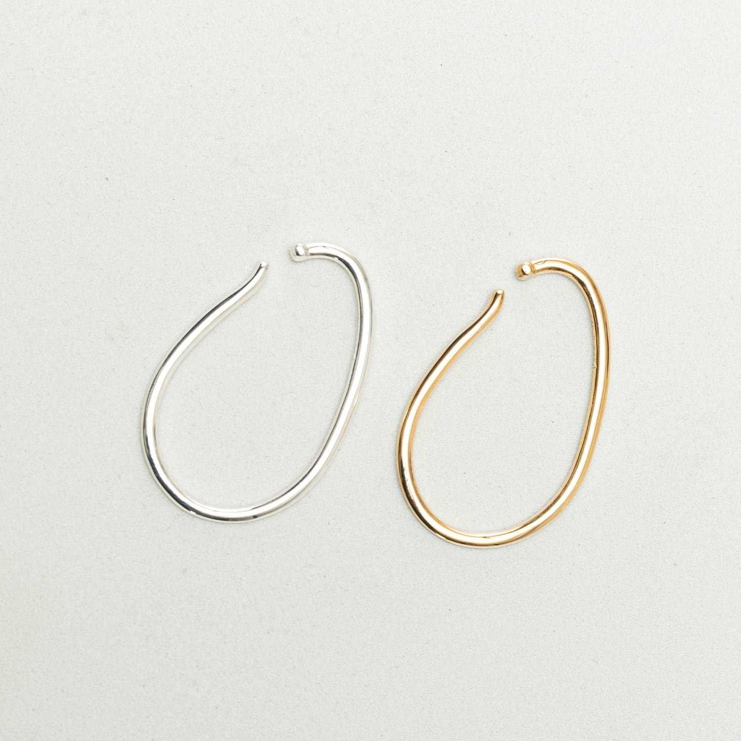 Egg shape earcuff | Losau