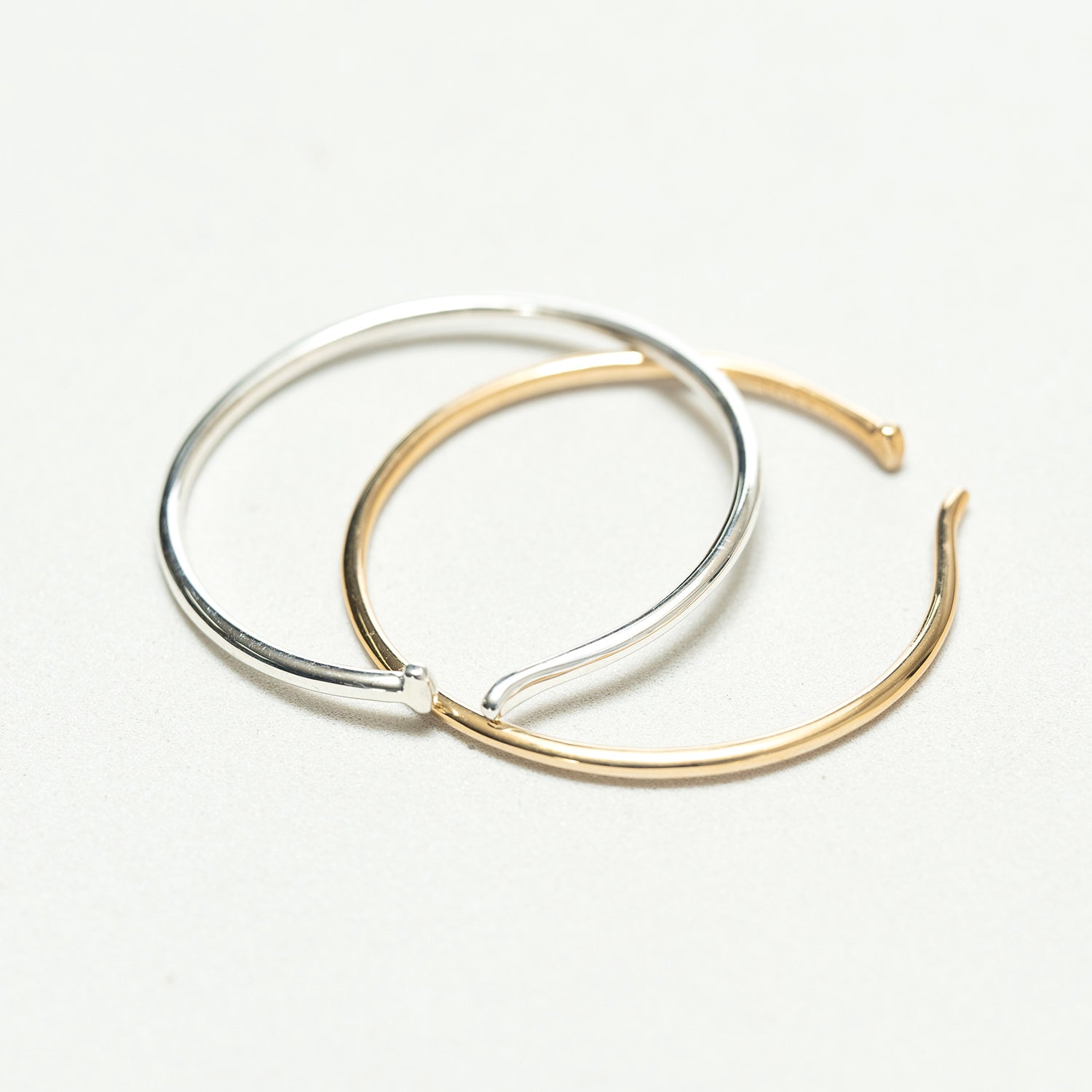 Large hoop earcuff | Losau