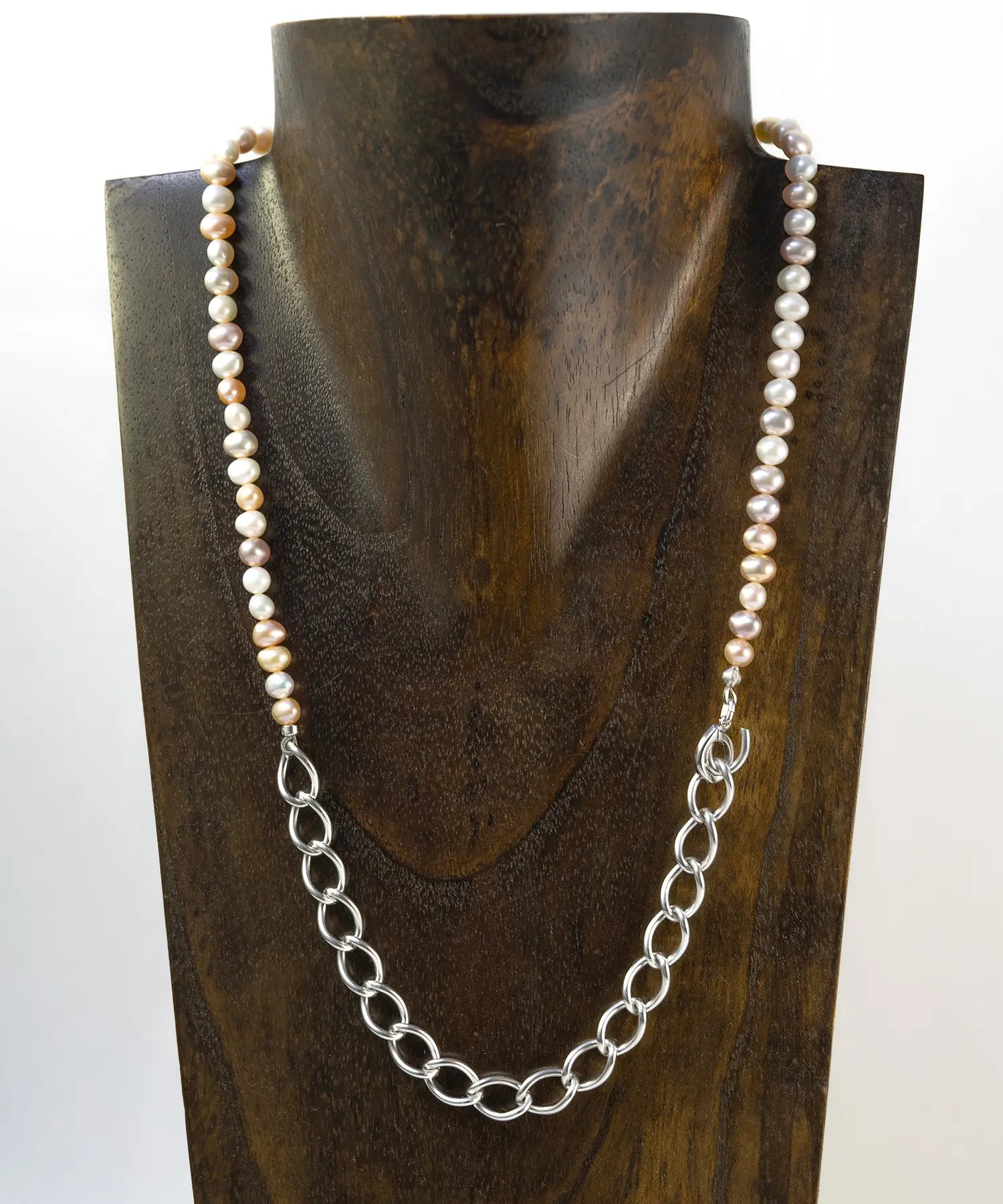 Multi Color Pearl Fence Chain Necklace | HERGO