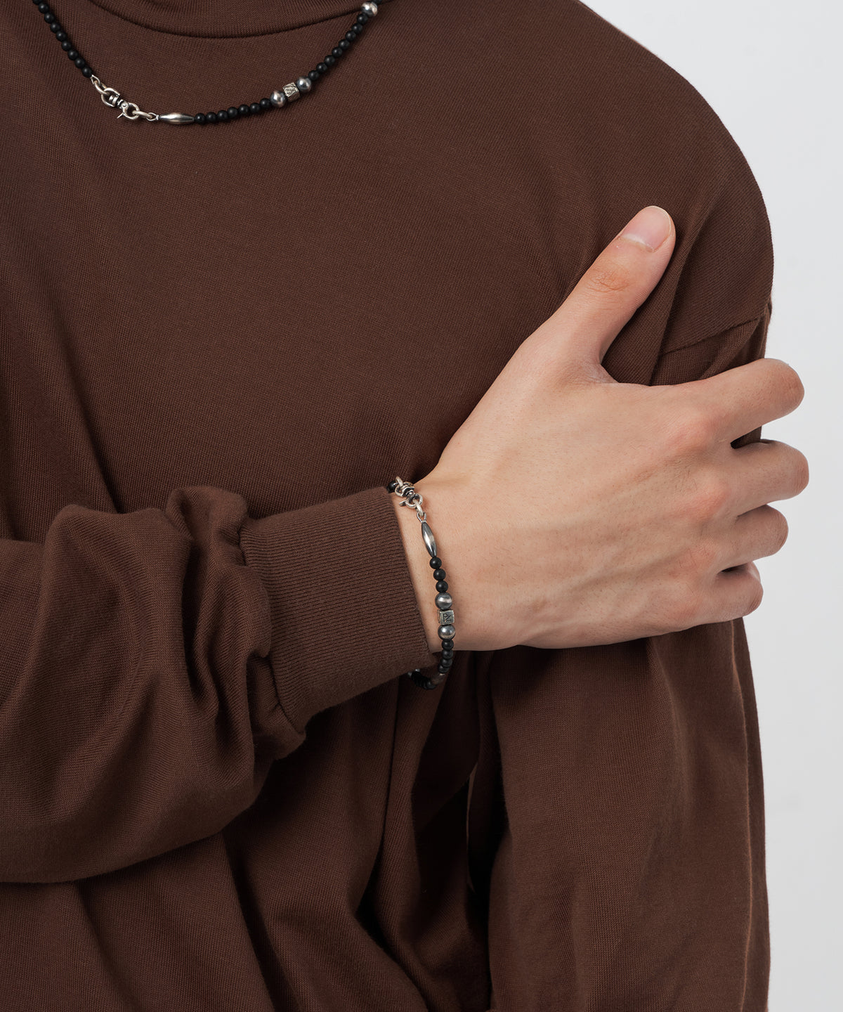 Onyx & Navajo  pearl Bracelet | NARRATIVEPLATOON