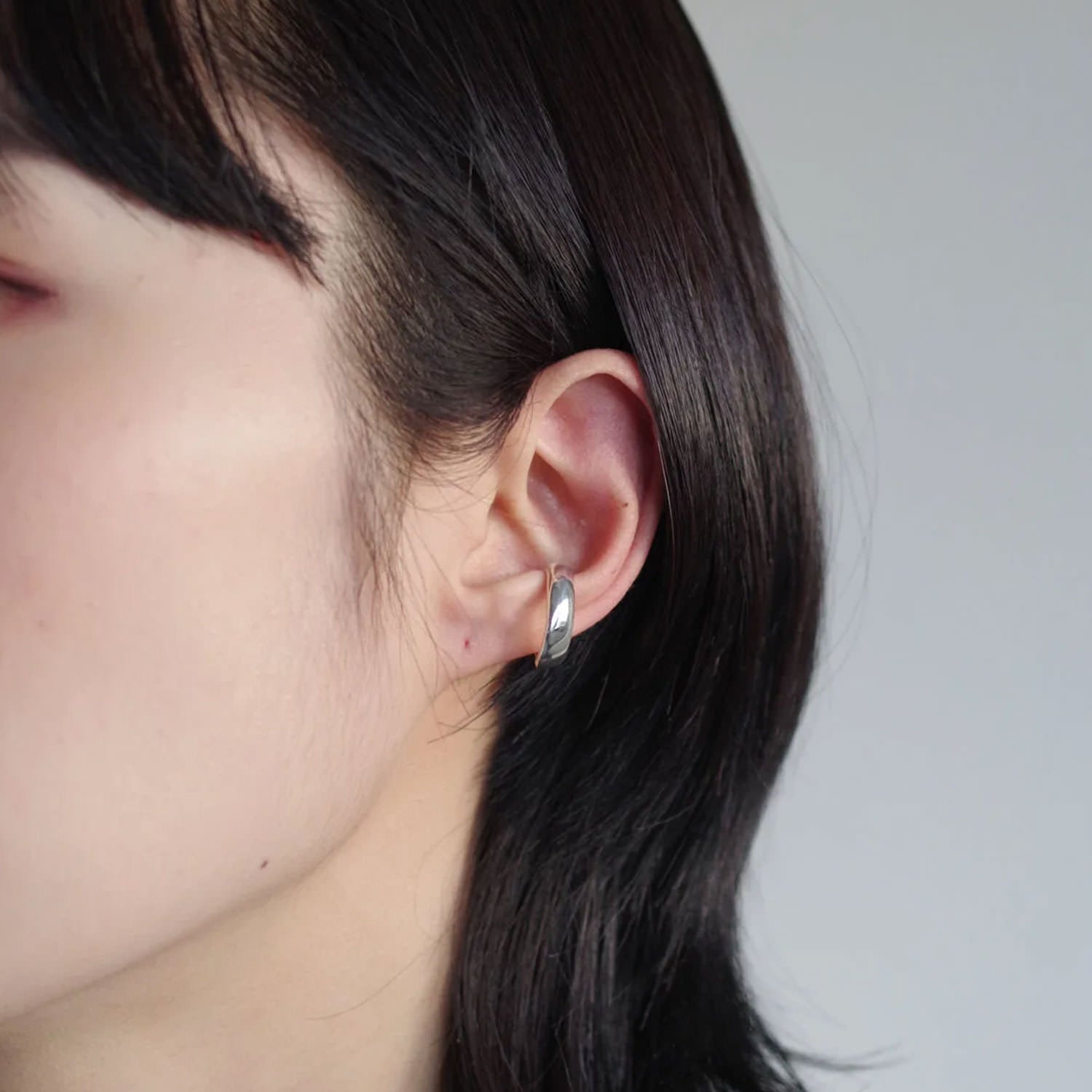 Streamline ear cuffs